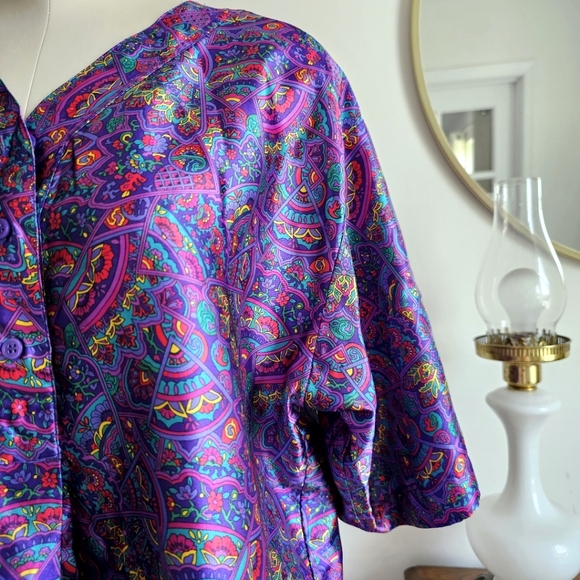 Vintage Violets & Roses 90's Silky Sleep Paisley Shirt Psychedelic Pattern - Picture 10 of 13
